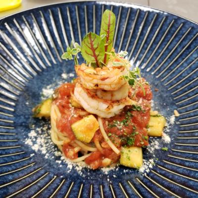 義式料理：蝦天使義大利麵×蔬菜燉鴨佐圓麵