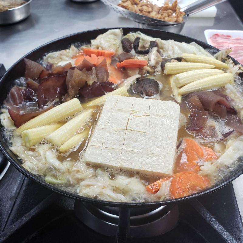 有機玉米筍海鮮米粉鍋